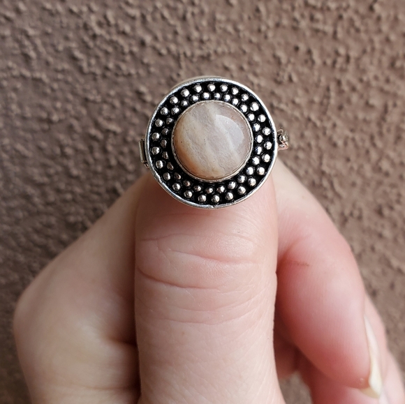 New Natural Sunstone 925 Silver Poison Ring. - Picture 6 of 12